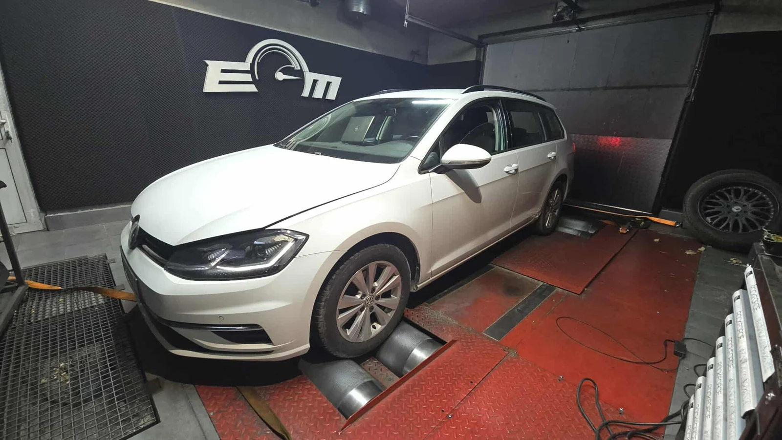 Volkswagen Golf VII (FL) 1.6 TDI 116KM 85kW z 2019 — realizacja EMsetup