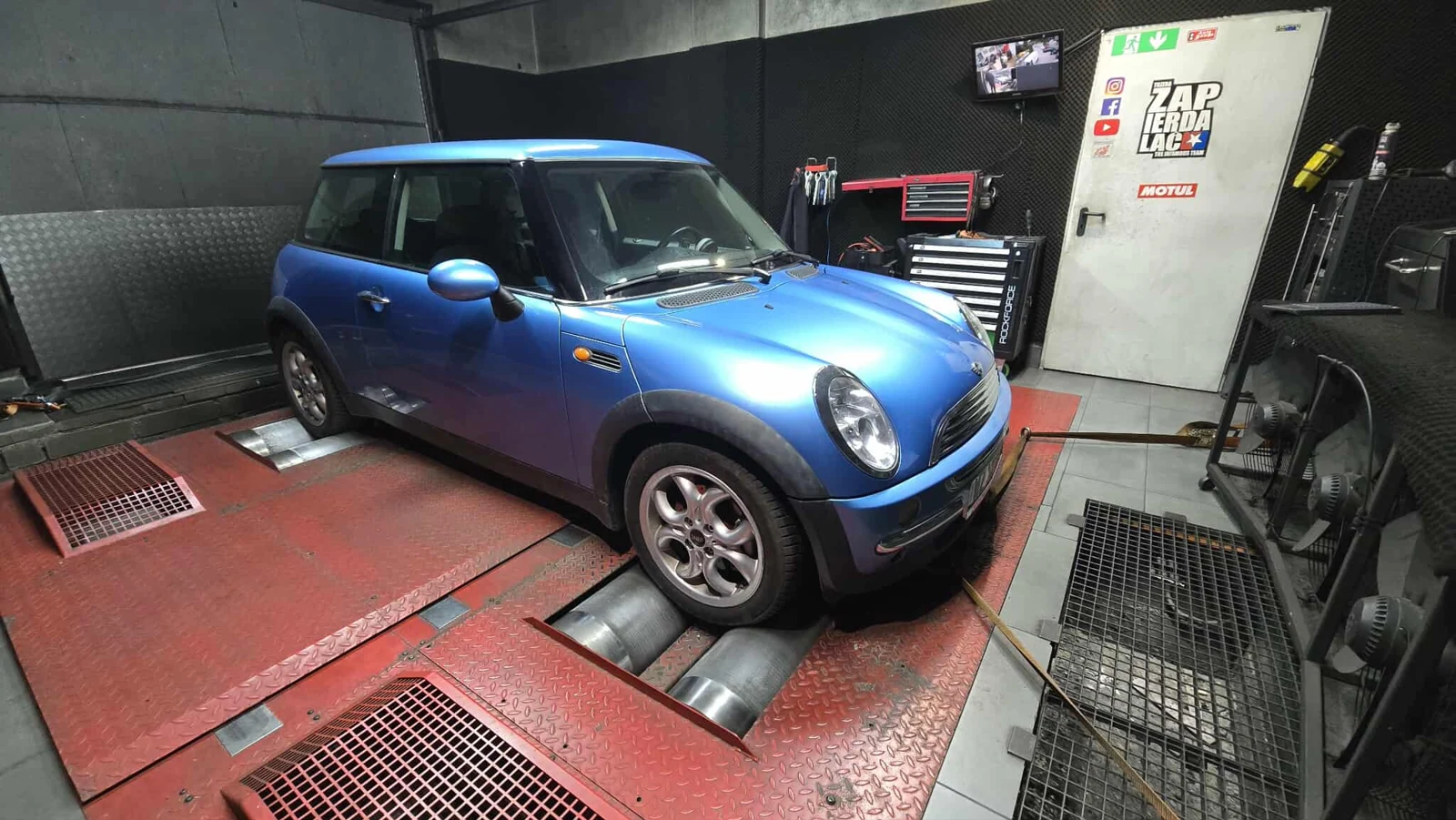 Mini One I 1.6 i 90KM 66kW z 2004 — realizacja EMsetup