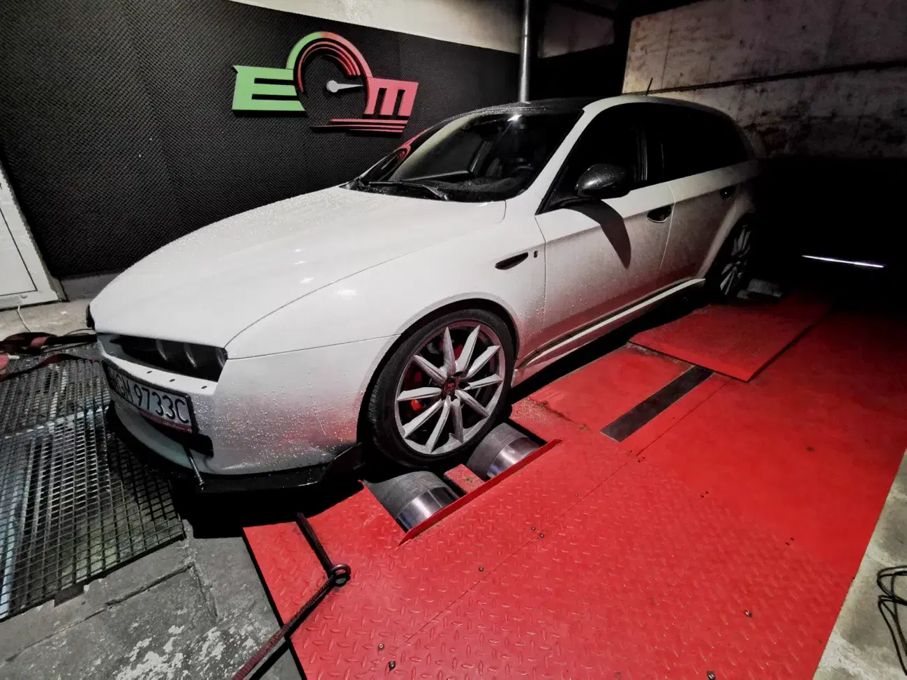 Alfa Romeo 159 2.0 JTDm 170 KM 125 kW 2011 — zdjęcie samochodu 1, EMsetup