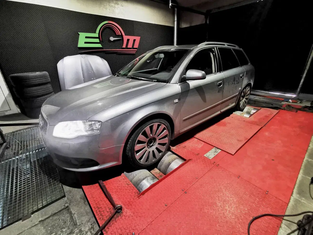 Audi A4 B7 2.0 TFSI 220 KM 162 kW 2007 — zdjęcie samochodu 1, EMsetup