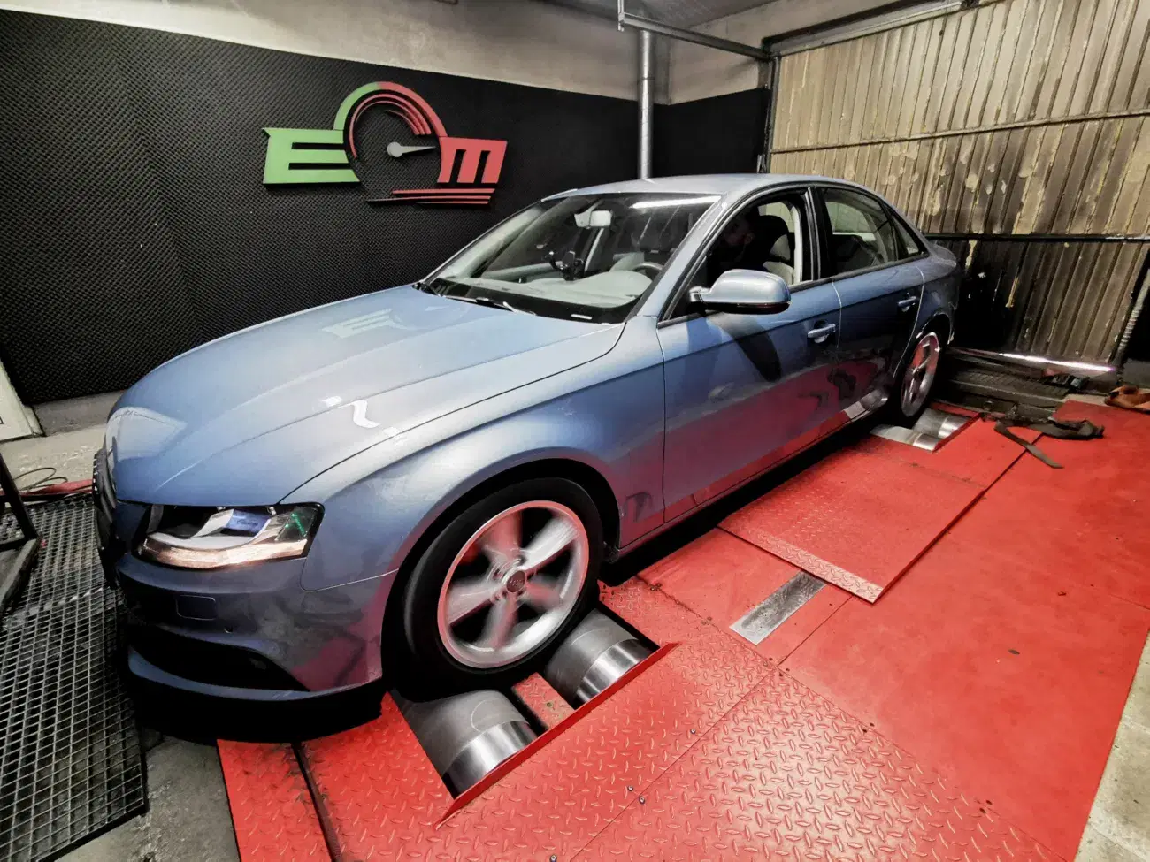 Audi A4 B8 2.0 TFSI 211 KM 155 kW 2013 — archiwalna realizacja EMsetup