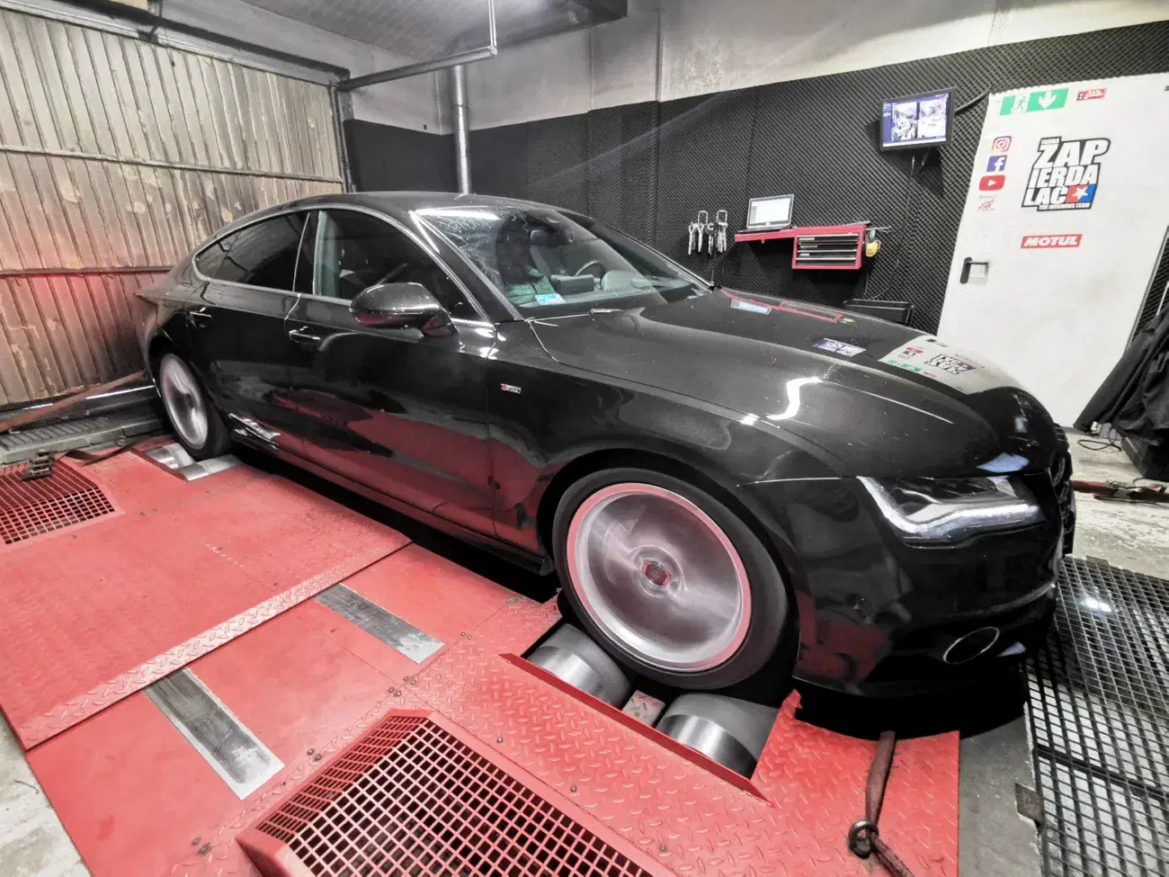 Audi A7 4G 3.0 TDI Bi-Turbo 313 KM 230 kW 2013 — archiwalna realizacja EMsetup