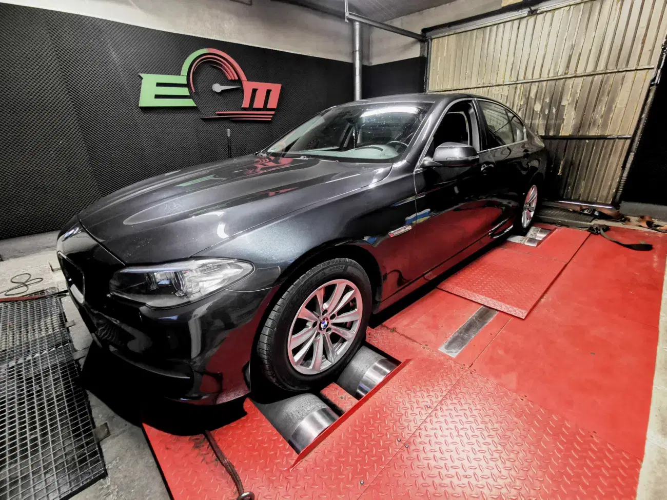 BMW 5 F10 518d 150 KM 110 kW 2014 — archiwalna realizacja EMsetup