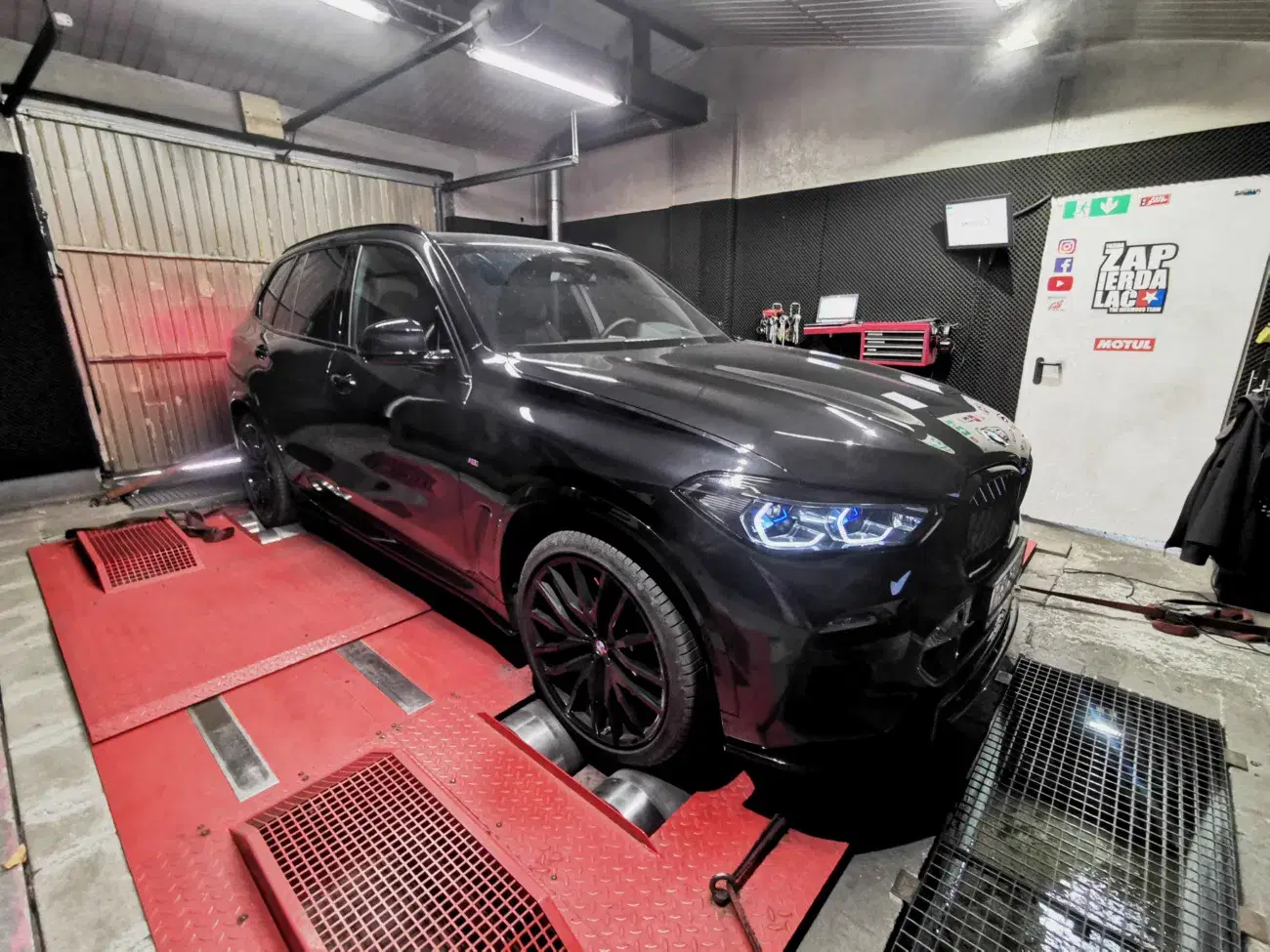 BMW X5 G05 xDrive40d 3.0 340 KM 250 kW 2021 — archiwalna realizacja EMsetup