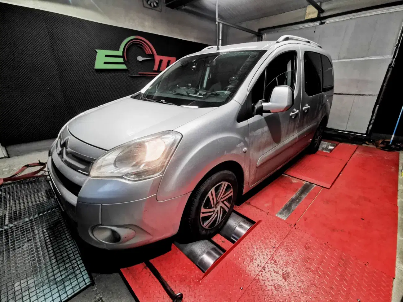Citroen Berlingo II 1.6 HDi 75 KM 55 kW 2010 — archiwalna realizacja EMsetup