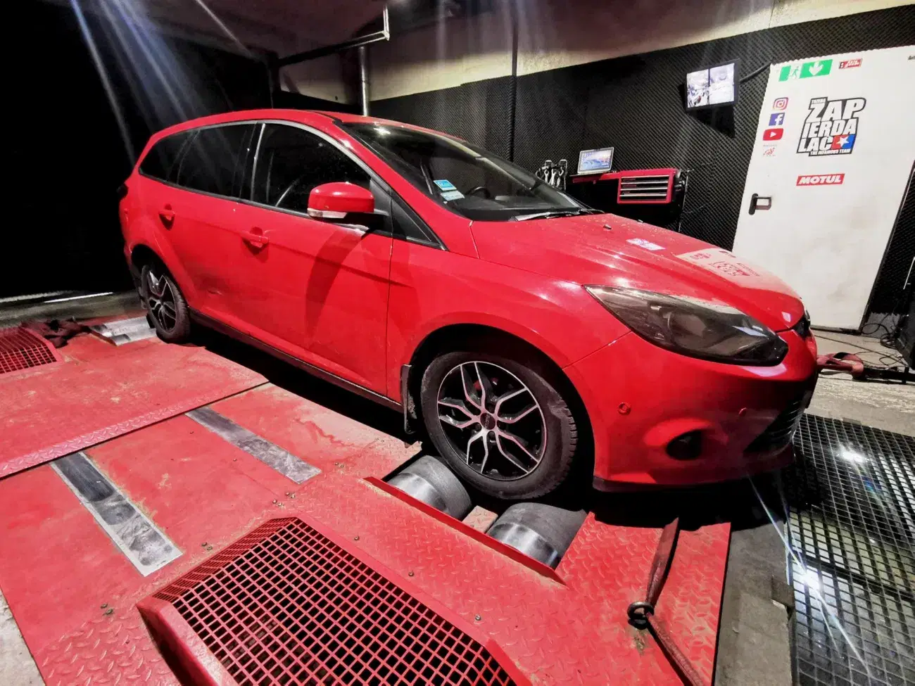 Ford Focus MK3 1.6 TDCi 115 KM 85 kW 2014 — archiwalna realizacja EMsetup