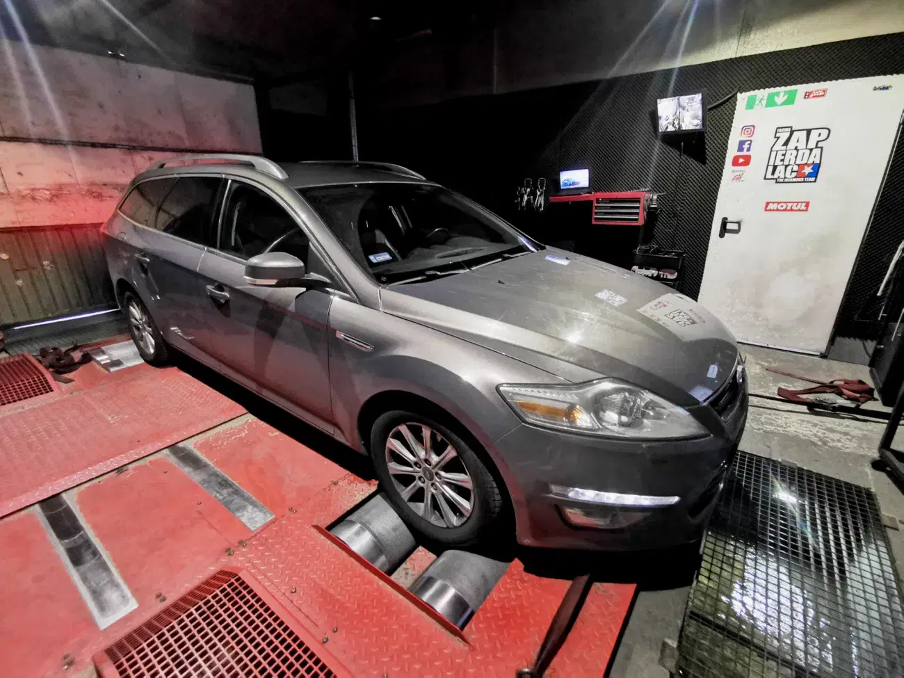 Ford Mondeo MK4 2.2 TDCi 200 KM 147 kW 2011 — archiwalna realizacja EMsetup