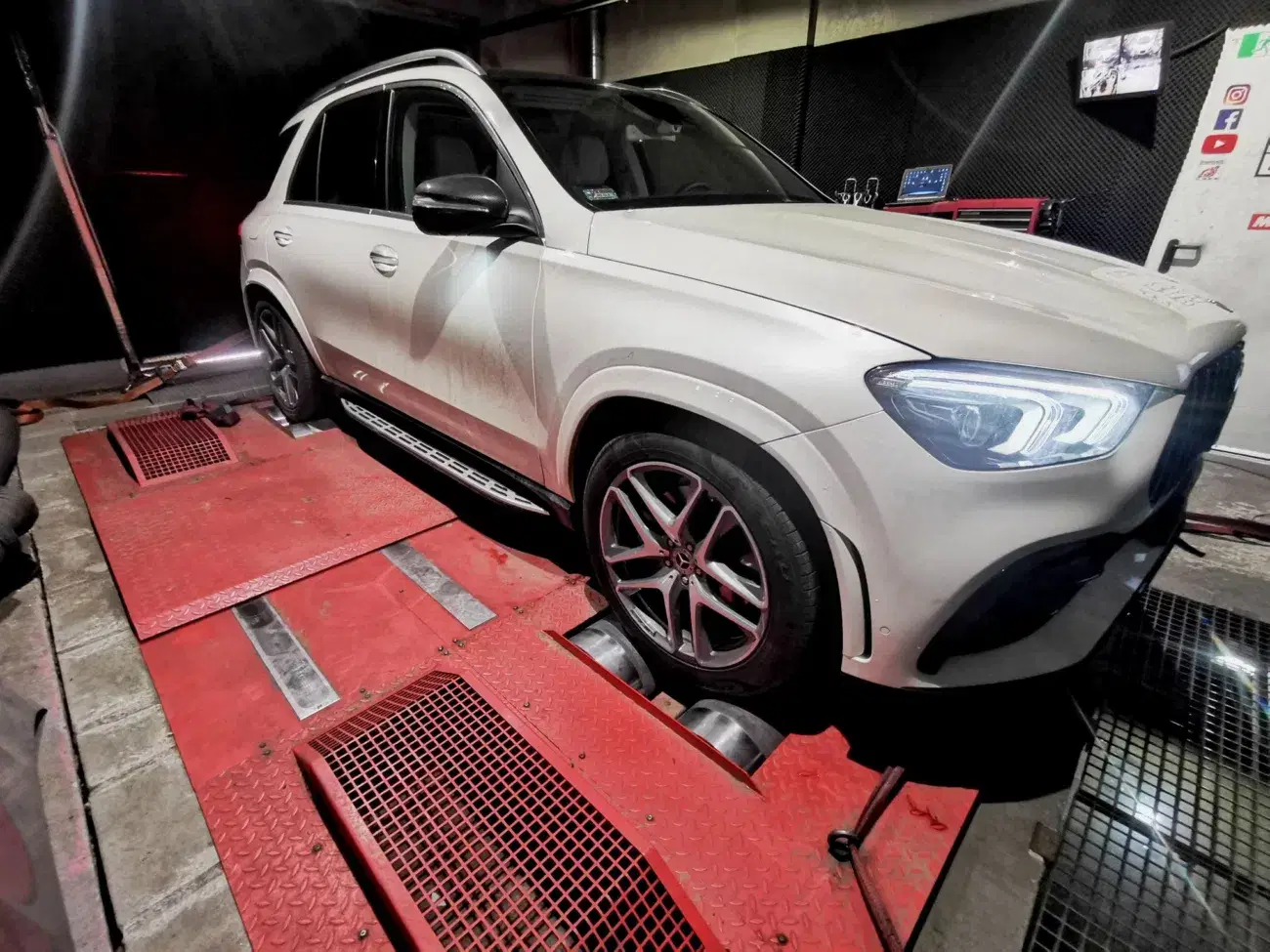 Mercedes GLE 450 EQ Boost 389 HP 2020 — archiwalna realizacja EMsetup