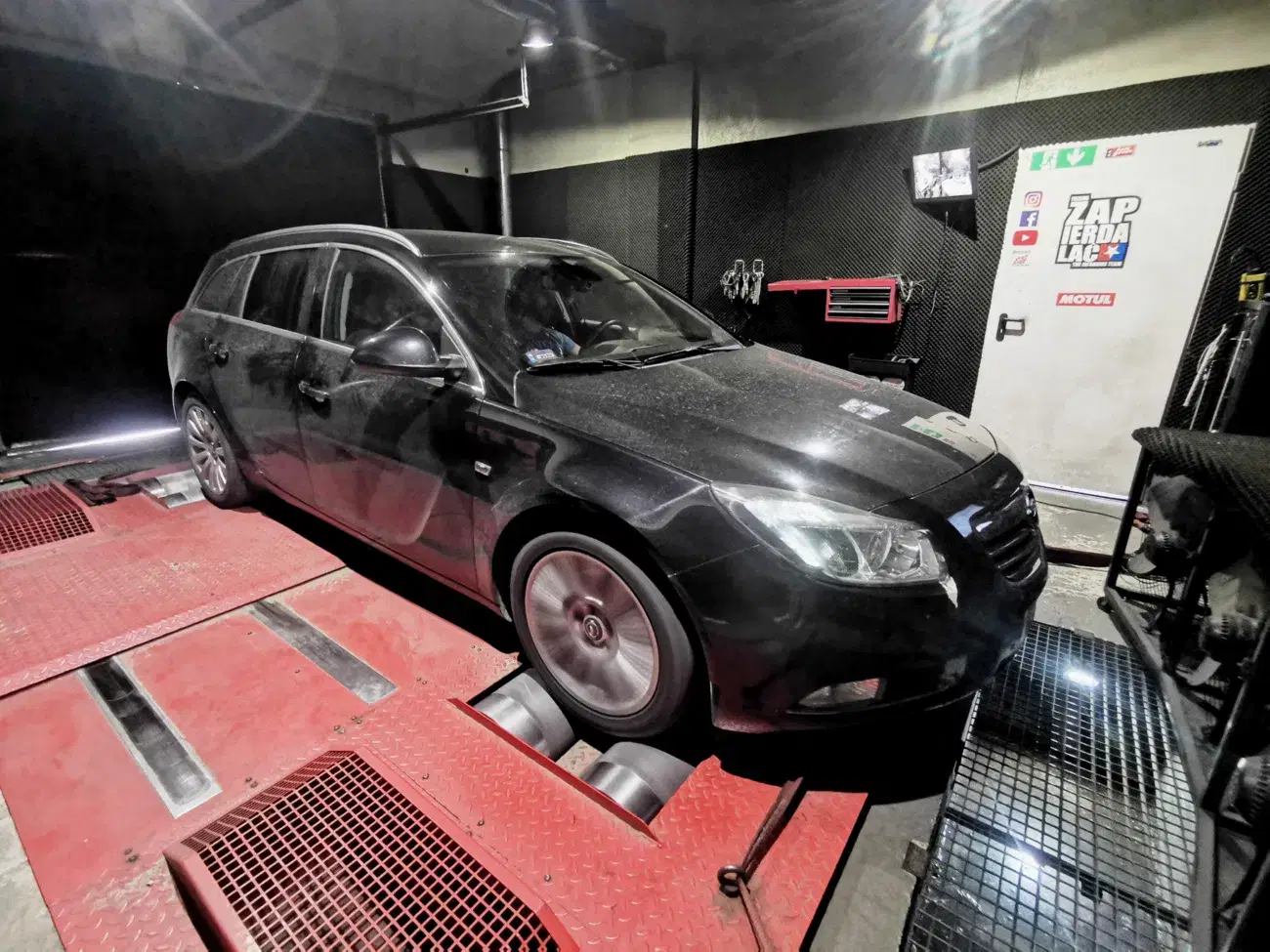 Opel Insignia I 2.0 CDTi 160 KM 118 kW 2011 — archiwalna realizacja EMsetup