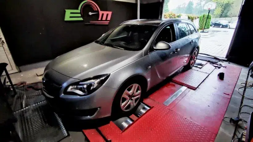 Opel Insignia I (FL) 2.0 CDTi 160 KM 118 kW 2015 — archiwalna realizacja EMsetup