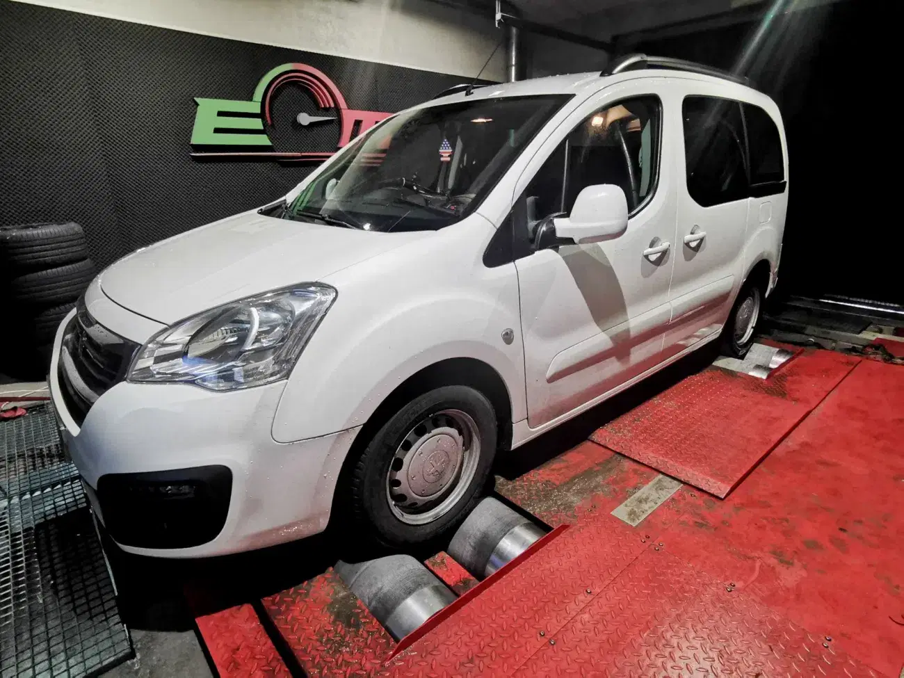 Peugeot Partner II 1.6 BlueHDi 100 KM 73 kW 2018 — archiwalna realizacja EMsetup