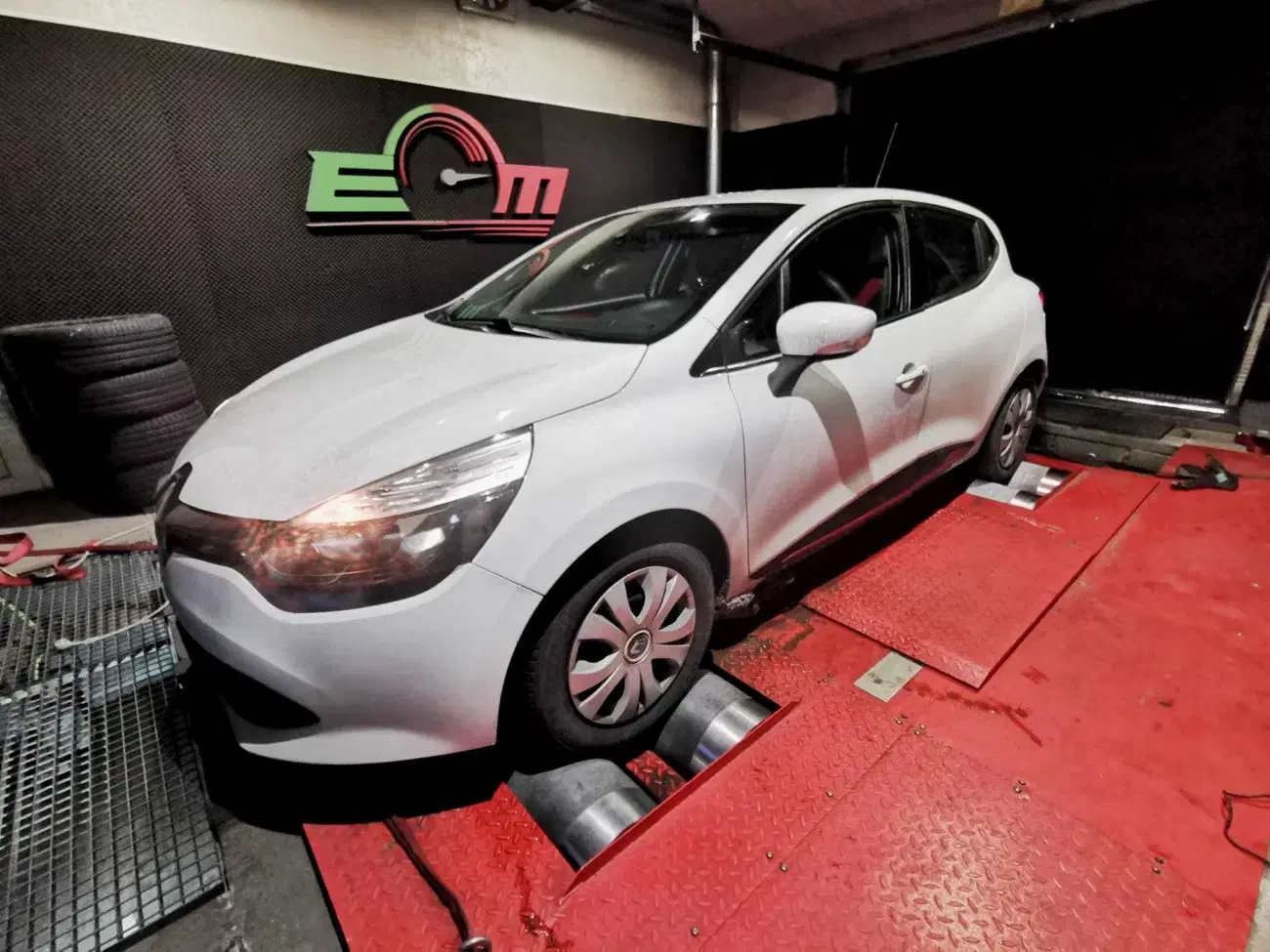 Renault Clio IV 1.5 dCi 75 KM 55 kW 2016 — archiwalna realizacja EMsetup