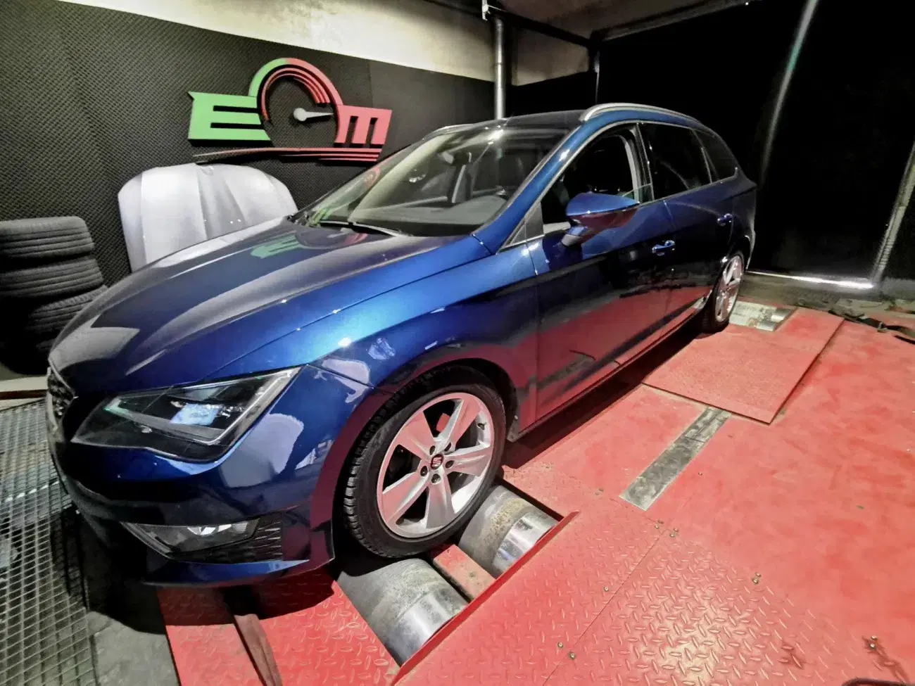 Seat Leon 5F 2.0 TDI 150 KM 110 kW 2016 — archiwalna realizacja EMsetup