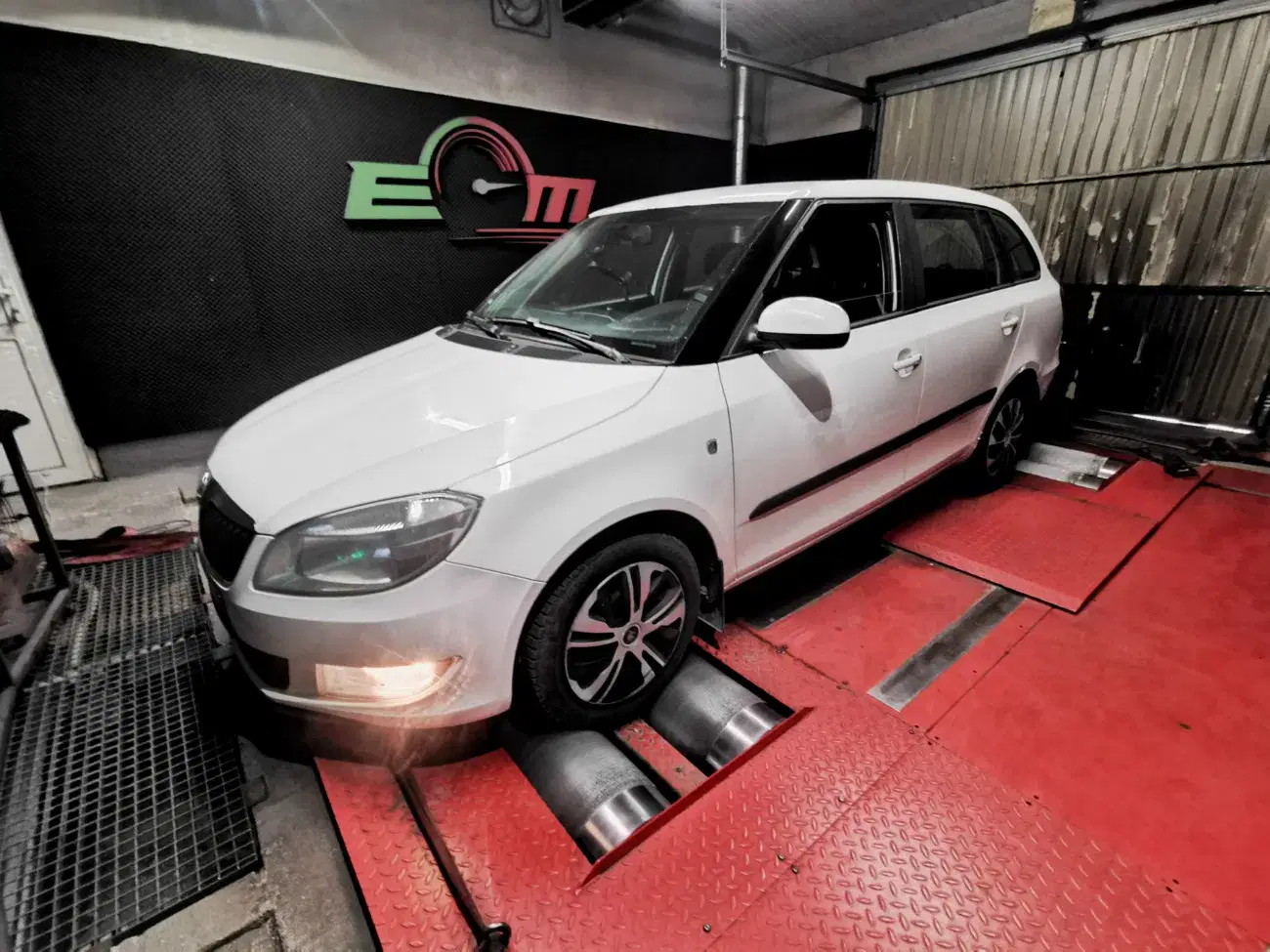 Skoda Fabia II 1.6 TDI 90 KM 66 kW 2013 — archiwalna realizacja EMsetup