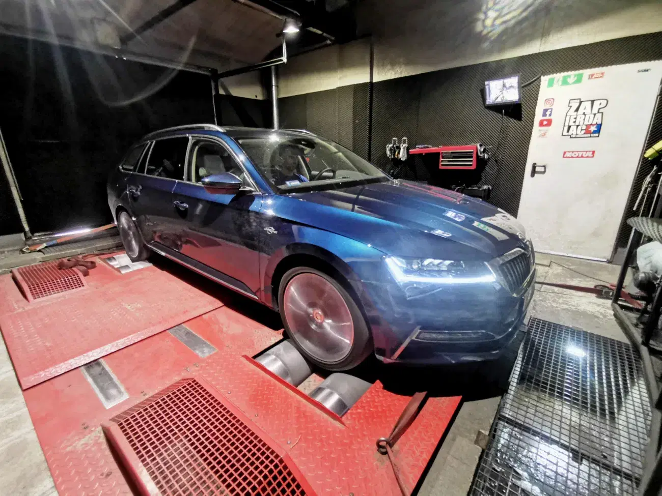Skoda Superb III (FL) 2.0 TDI 200 KM 147 kW 2020 — archiwalna realizacja EMsetup