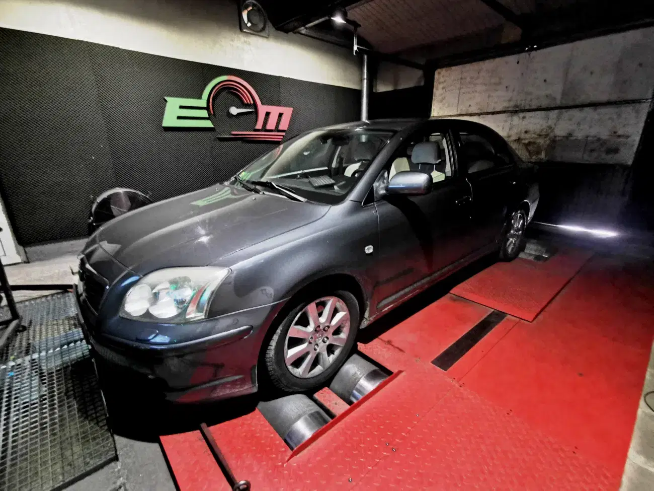 Toyota Avensis T27 2.2 D-4D 150 KM 110 kW 2013 — archiwalna realizacja EMsetup