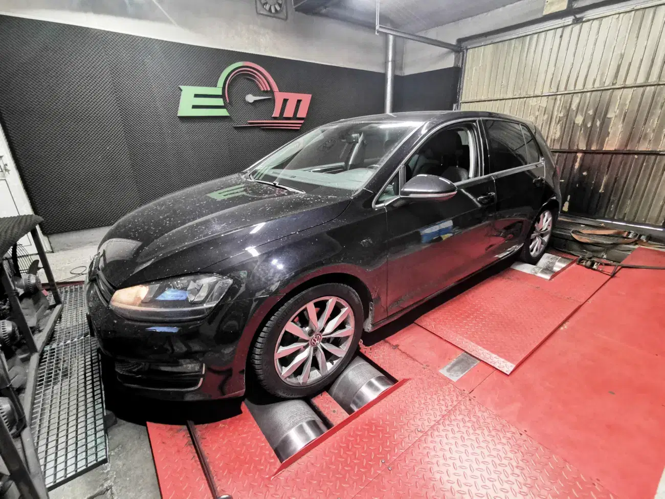 Volkswagen Golf VII 2.0 TDI 150 KM 110 kW 2013 — archiwalna realizacja EMsetup