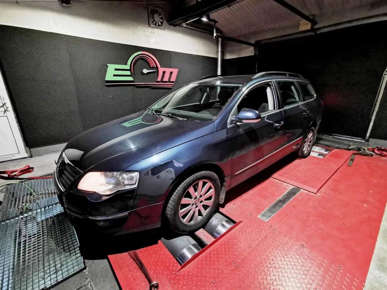 Volkswagen Passat B6 2.0 TDI 170 KM 125 kW 2008 — archiwalna realizacja EMsetup