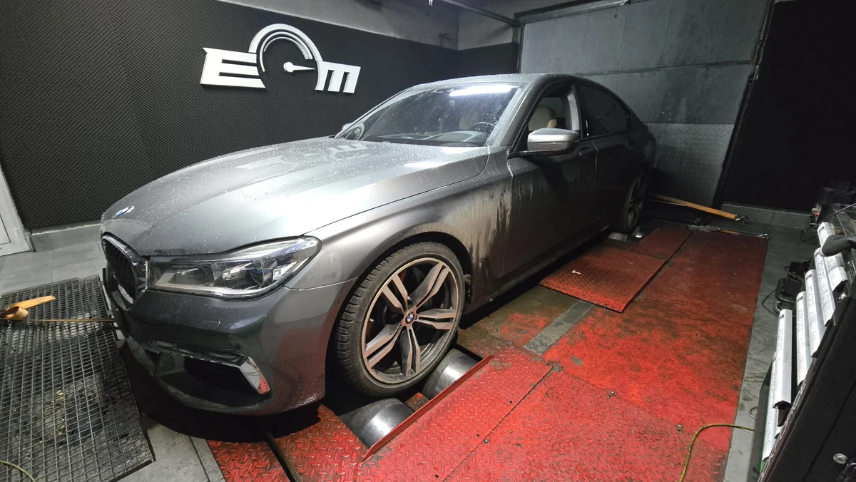 BMW Seria 7 G11 750i 4.4T 449KM z 2018 roku — realizacja EMsetup