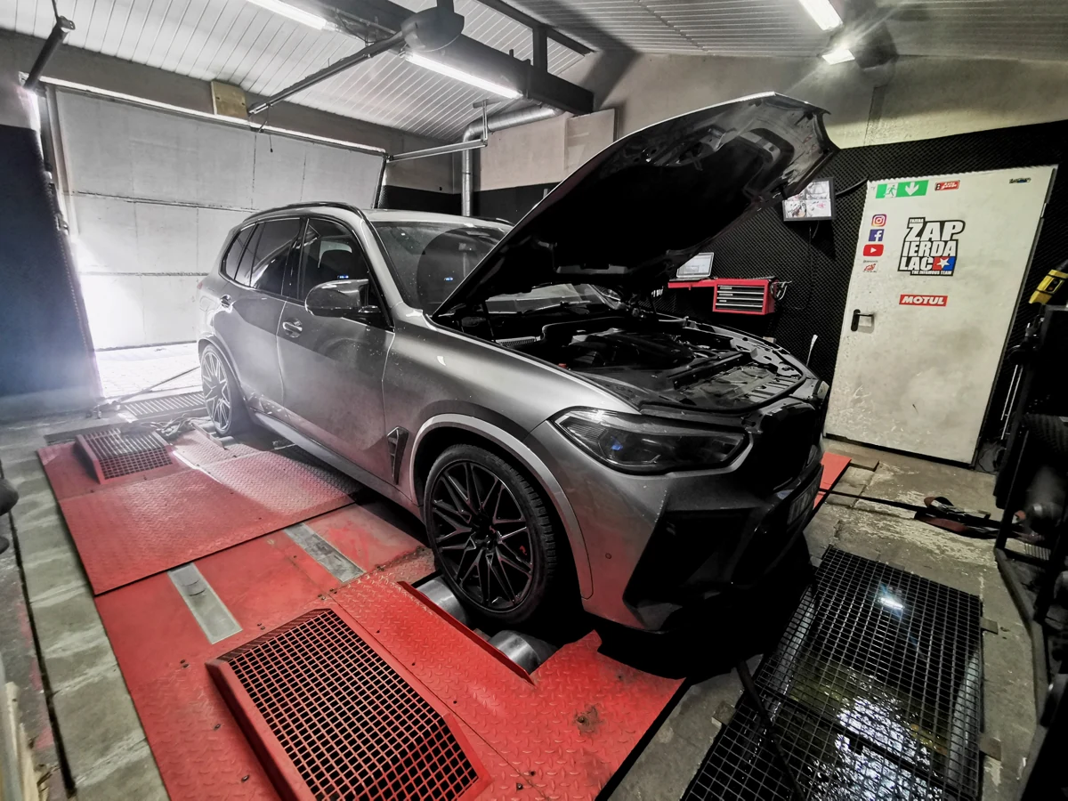 BMW X5 M Competition 4.4 V8 Bi-Turbo 625HP z 2021 roku — realizacja EMsetup