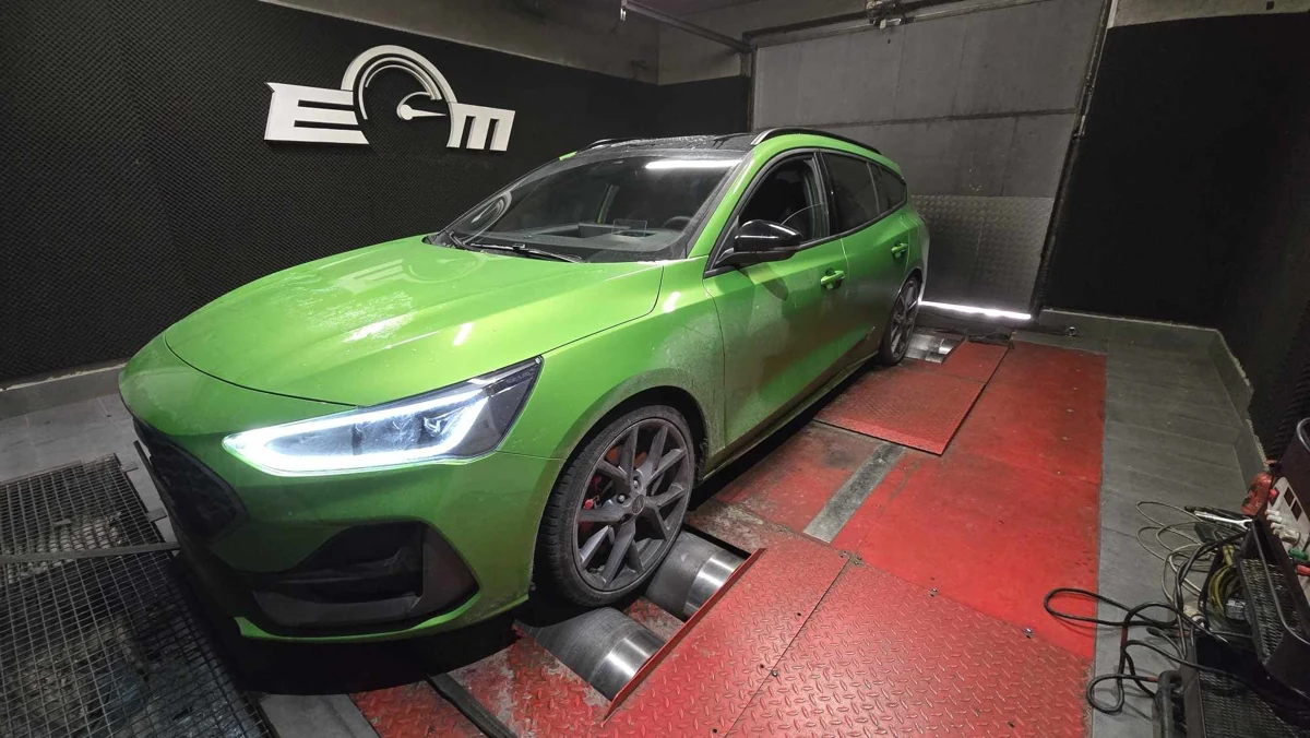 Ford Focus IV (FL) ST 2.3 EcoBoost 280KM z 2023 roku — realizacja EMsetup
