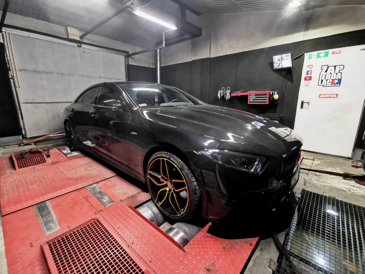 Mercedes-Benz CLS C257 AMG 53 435HP z 2019 roku — realizacja EMsetup