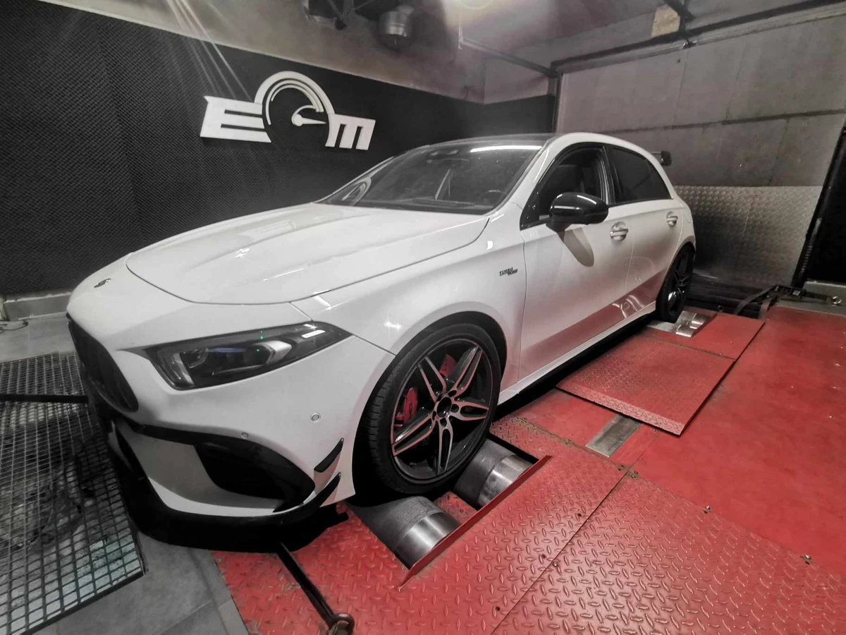 Mercedes-Benz Klasa A W177 AMG A45 S 2.0 421KM z 2020 roku — realizacja EMsetup
