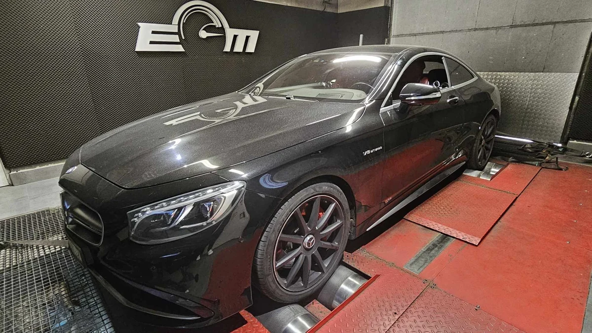 Mercedes-AMG S63 Coupé 585KM z 2017 roku — realizacja EMsetup
