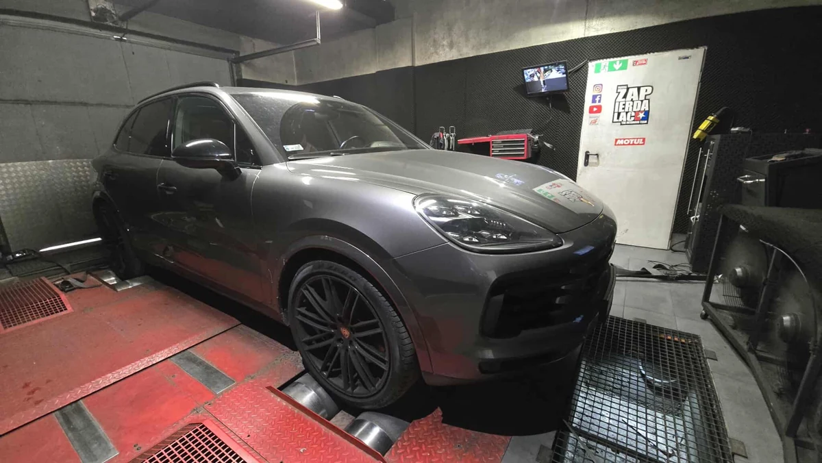 Porsche Cayenne III 2.9 V6 441KM z 2021 roku — realizacja EMsetup