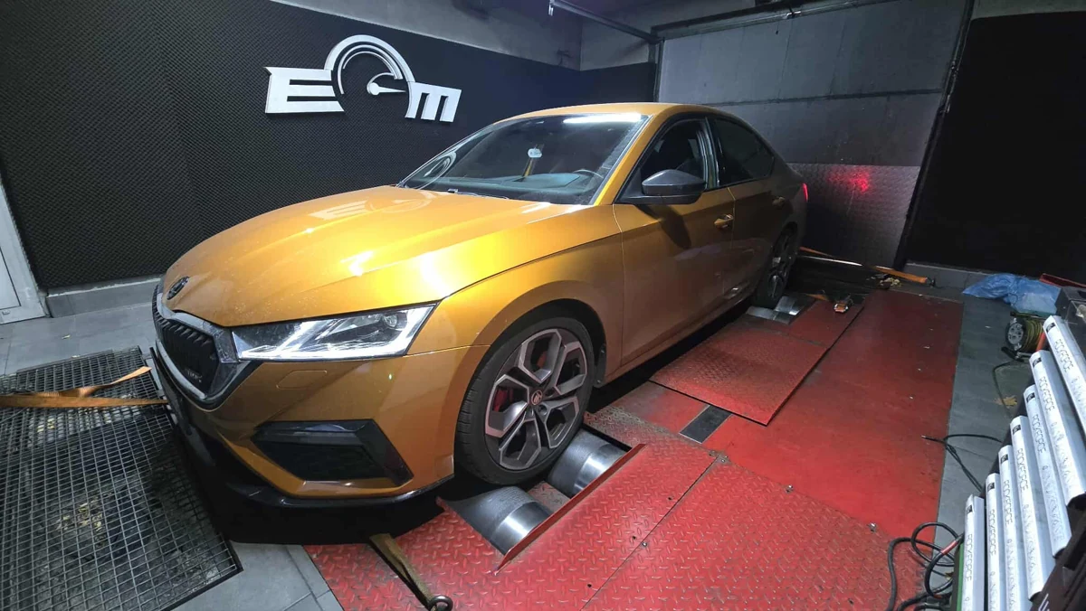 Škoda Octavia IV RS 2.0 TSI 245KM z 2022 roku — realizacja EMsetup