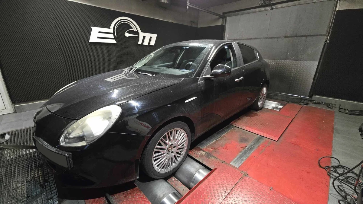 Alfa Romeo Giulietta I 1.4 TB 120 KM (2011) — realizacja EMsetup