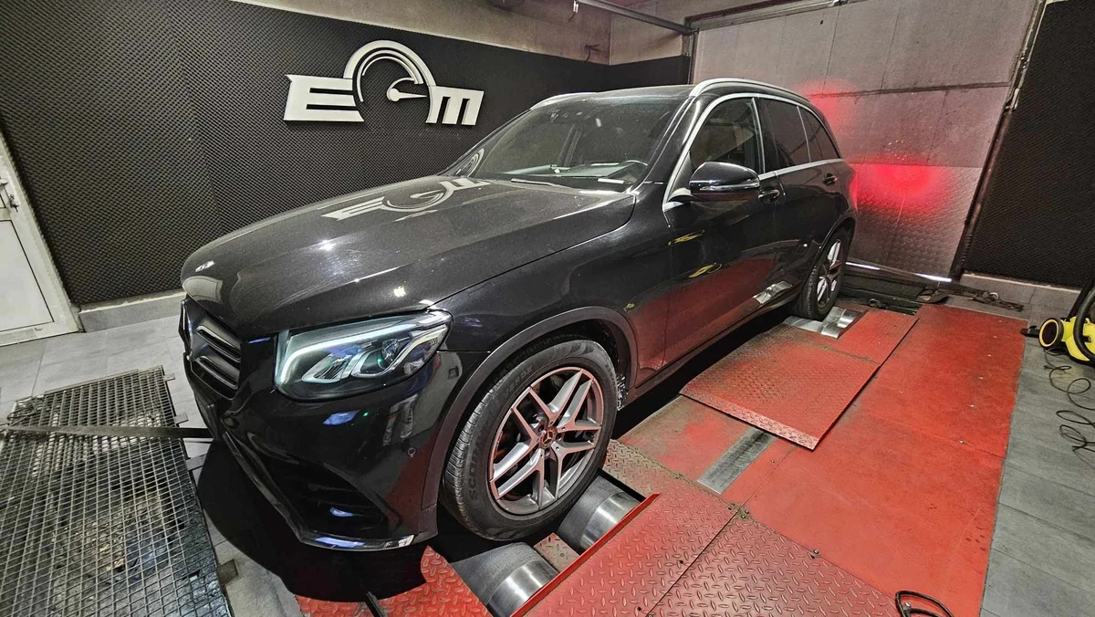 Mercedes-Benz GLC I 220d 2.2d 170 KM (2018) — realizacja EMsetup