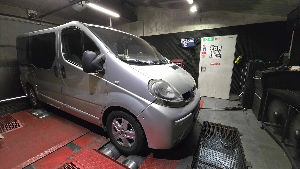 Renault Trafic II (X83) 1.9 dCi 101 KM (2005) — realizacja EMsetup