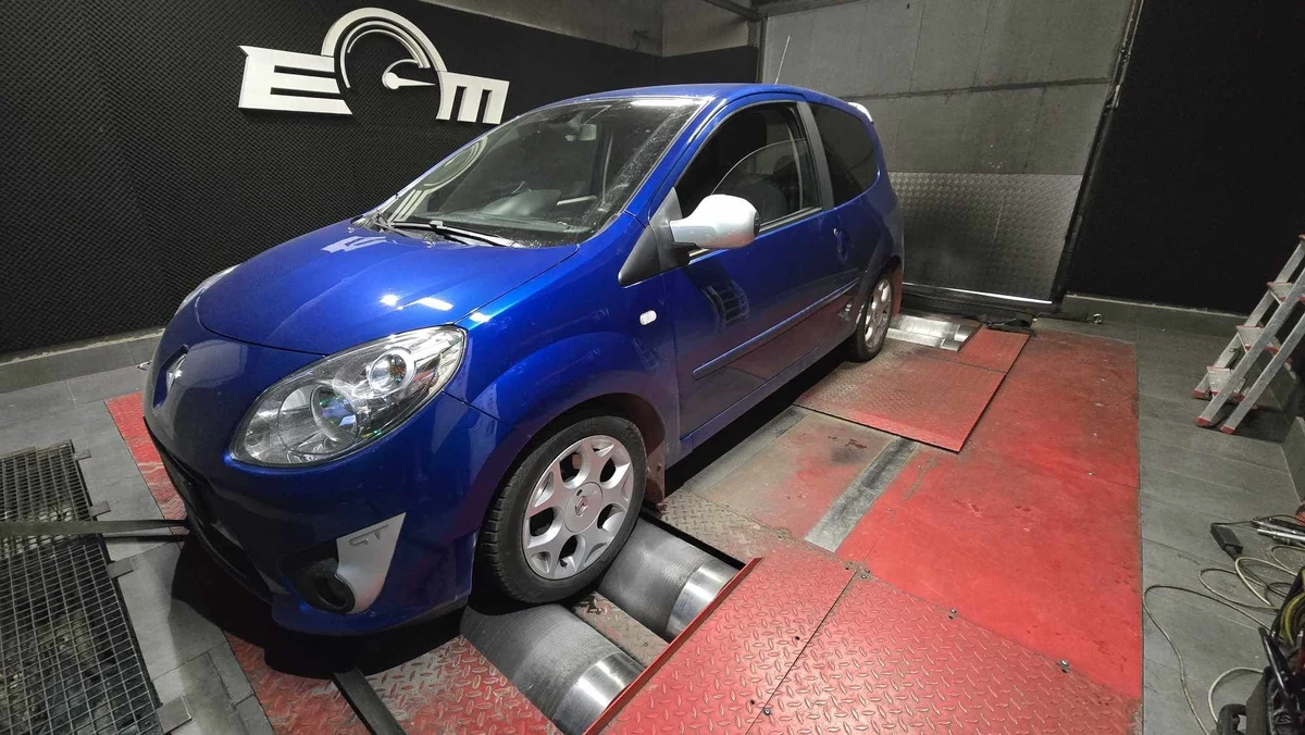 Renault Twingo II 1.2 TCE 101 KM (2007) — realizacja EMsetup