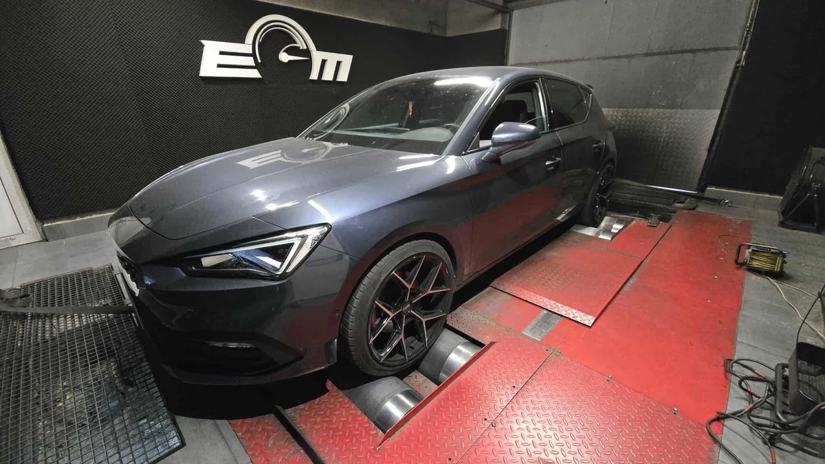 SEAT Leon IV 2.0 TSI 190 KM (2023) — realizacja EMsetup
