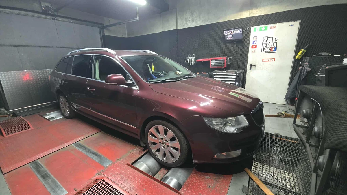 Škoda Superb II 2.0 TDI 170 KM (2012) — realizacja EMsetup
